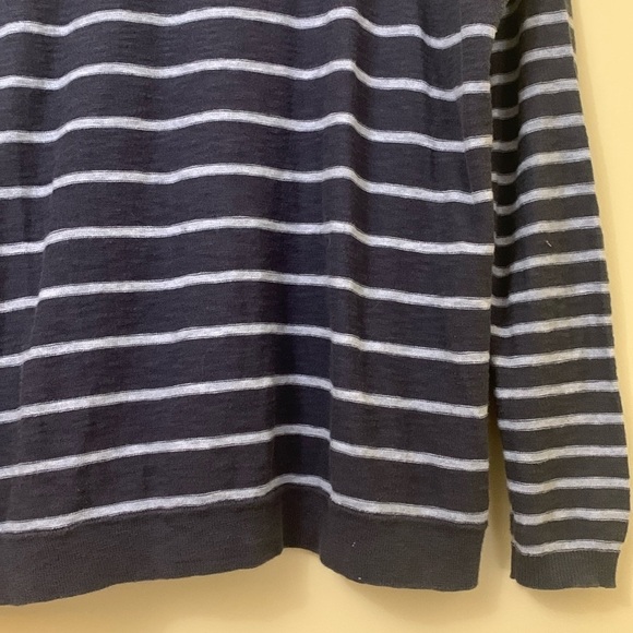 Vince Charcoal Gray Striped Lightweight 100% Cotton Round Neck Knit Top Shirt M - Picture 5 of 17